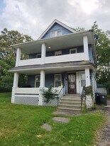 13302 Ferris Ave in Cleveland, OH - Building Photo