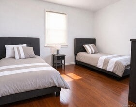 19 Lawrence Ave in Monticello, NY - Building Photo - Building Photo