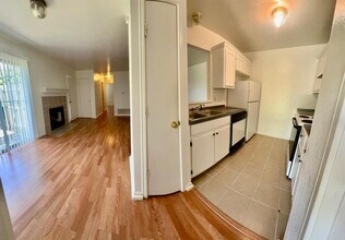 107 Axis Deer Trail in Hutto, TX - Building Photo - Building Photo