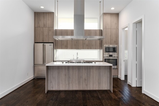 property at 5857 E Post Oak Ln