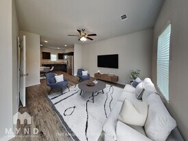 12668 Waterbury Way in Moundville, AL - Building Photo