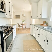 11153 1/2 La Maida St in Los Angeles, CA - Building Photo