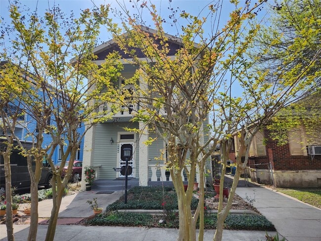 property at 3127 Avenue Q