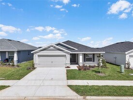 1641 Astrid rd in Davenport, FL - Building Photo