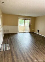 5205 Ravens Crest Dr in Plainsboro, NJ - Building Photo - Building Photo