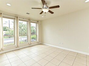 6814 E Riverside Dr in Austin, TX - Building Photo - Building Photo