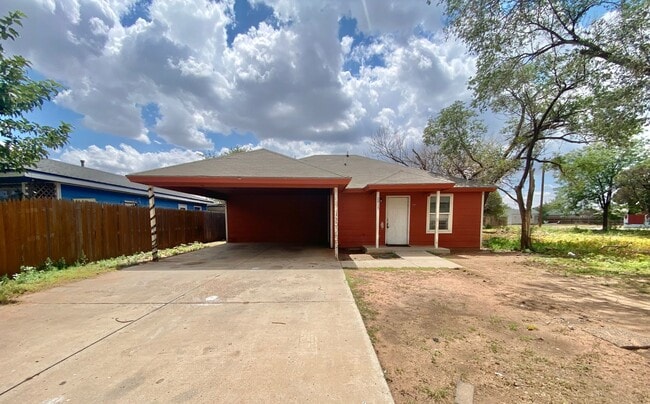 property at 2913 Bates St