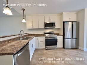 1298 Tourangeau Rd in Windsor, ON - Building Photo - Building Photo