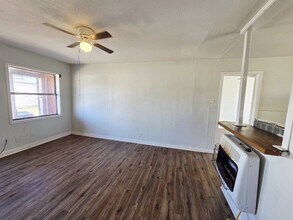 1510 Sycamore St, Unit B in Big Spring, TX - Building Photo - Building Photo