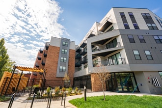 The Ellis in Bloomington, IN - Building Photo - Building Photo
