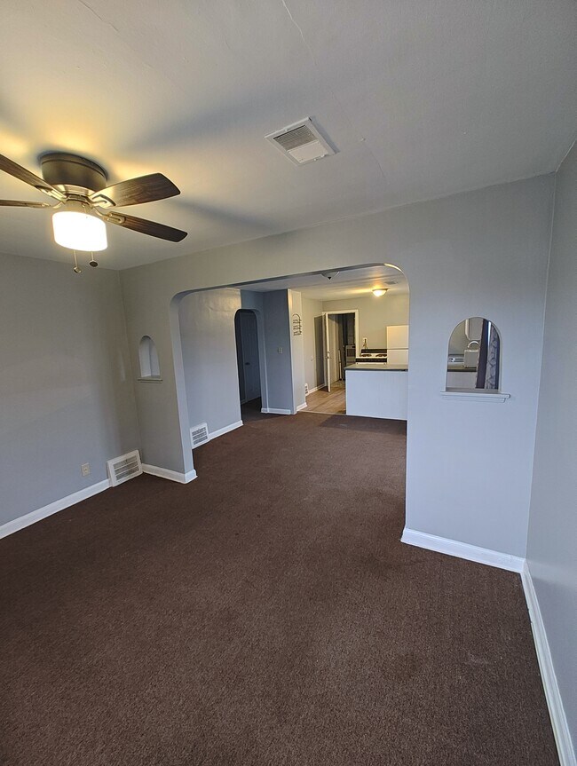2465 Birch Ave in Whiting, IN - Building Photo - Building Photo