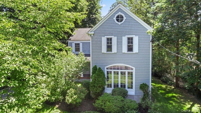 property at 724 Forest Ave