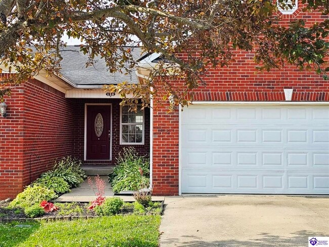 property at 118 Twin Lakes Dr