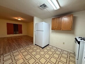 1312 New York in Alamogordo, NM - Building Photo - Building Photo