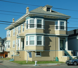 1103 Oak St in Alameda, CA - Building Photo - Building Photo