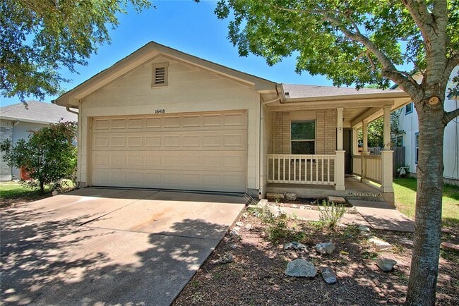 property at 16418 Hamilton Point Cir