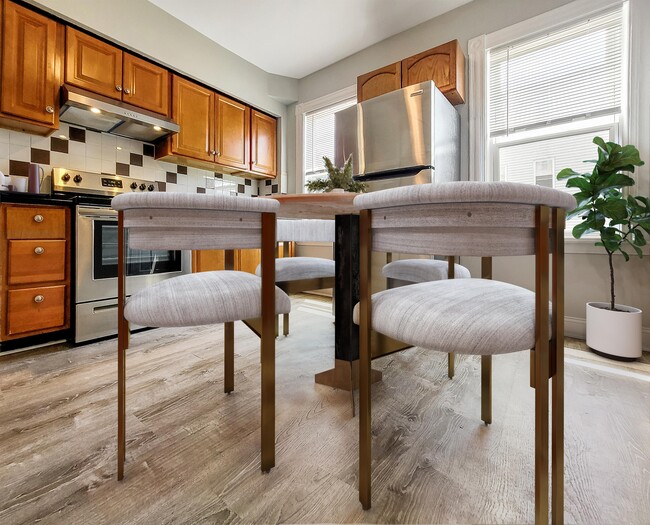 35 Dunlap St, Unit 1