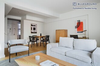 360 W 34th St. in New York, NY - Building Photo - Building Photo