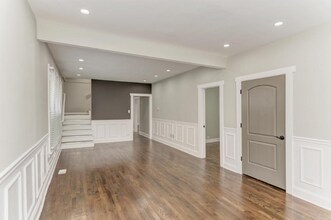 9319 S Clyde Ave in Chicago, IL - Building Photo - Building Photo