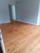 9335 W Sheridan Ave in Milwaukee, WI - Building Photo - Building Photo