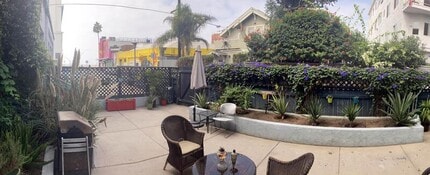 14-16 Wavecrest Ave in Venice, CA - Building Photo - Building Photo