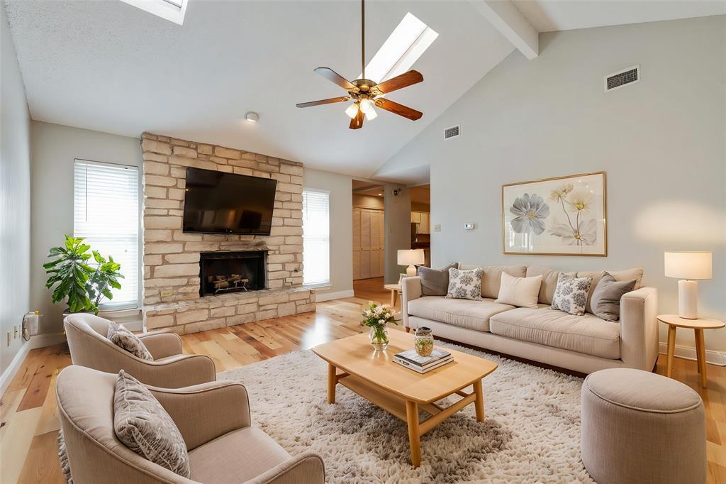 1801 W 37th St in Austin, TX - Building Photo