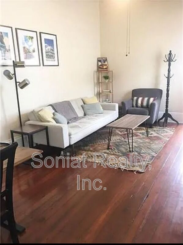 1008 Josephine St in New Orleans, LA - Building Photo - Building Photo
