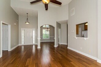 336 Baldwin Ct in Newnan, GA - Building Photo - Building Photo