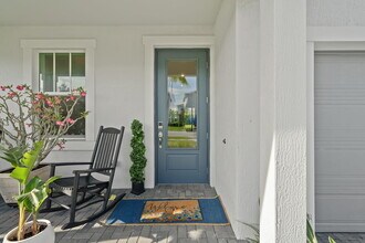 7274 Lenora Ln in Lake Worth, FL - Building Photo - Building Photo