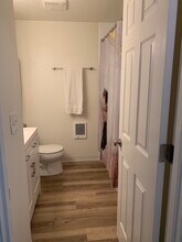2680 SW 87th Ave, Unit 14 in Portland, OR - Building Photo - Building Photo