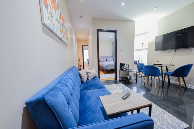 5 W 101st St, Unit SI ID1032008P in New York, NY - Building Photo - Building Photo