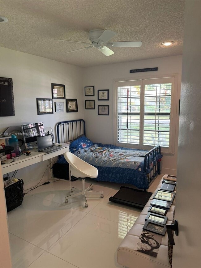 260 NW 121st Terrace in Coral Springs, FL - Building Photo - Building Photo