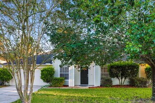 9099 Rockpond Meadows Dr in Jacksonville, FL - Building Photo