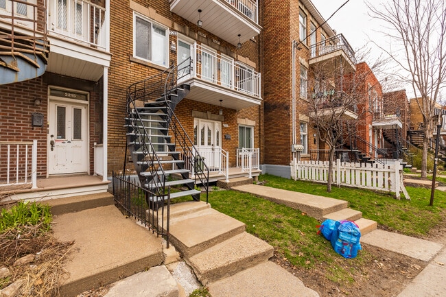 2217-2221 Des Carrières St