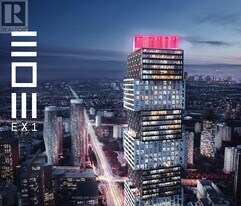 4015 The Exchange in Mississauga, ON - Building Photo