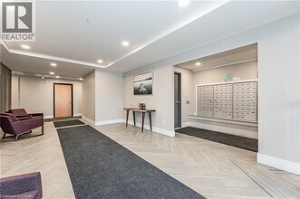 15 Prince Albert Blvd in Kitchener, ON - Building Photo - Building Photo