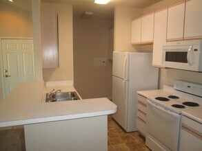 14465 Sprague Ct in Omaha, NE - Building Photo - Building Photo