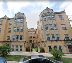 3411 W Balmoral Ave in Chicago, IL - Building Photo