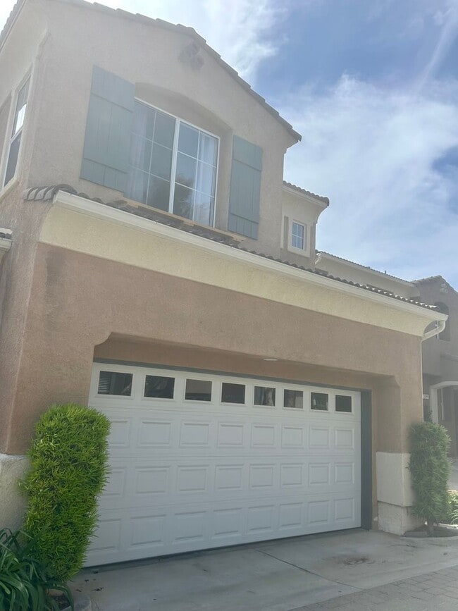 2503 Villamonte Ct in Camarillo, CA - Building Photo - Building Photo