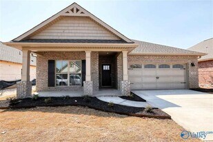 15626 Ironcrest Drive NW in Harvest, AL - Building Photo