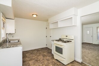 314 Knox Ave N in Minneapolis, MN - Building Photo - Building Photo