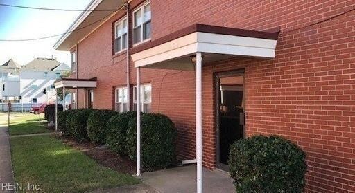 property at 9654 Selby Pl