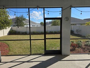 10516 Piedra Dr in Palmetto, FL - Building Photo - Building Photo