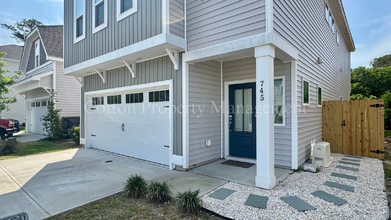 745 Cypress Village Pl in Wilmington, NC - Building Photo - Building Photo