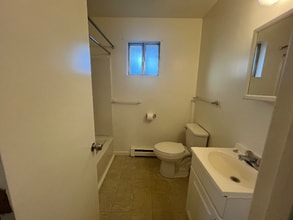 1416 Moorman Ave NW in Roanoke, VA - Foto de edificio - Building Photo