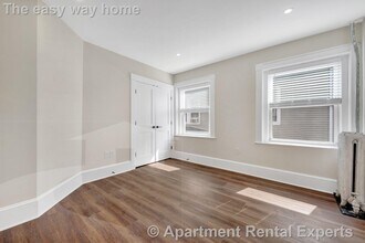 105 School St, Unit #2 in Boston, MA - Building Photo - Building Photo