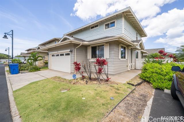 801 Kakala St in Kapolei, HI - Building Photo
