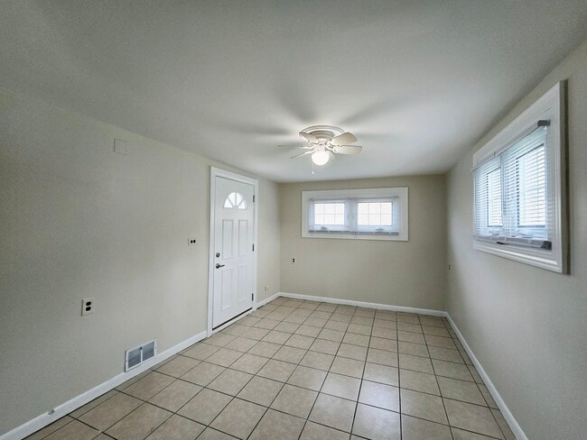 5010 Harold Ave in Schiller Park, IL - Building Photo - Building Photo