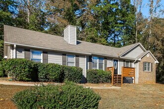 10 Beaverdam Ct in Covington, GA - Building Photo - Building Photo