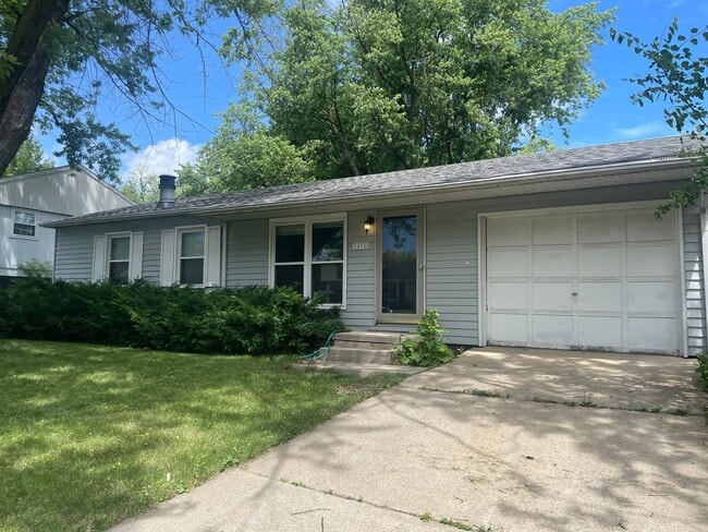 property at 1410 Kingsridge Dr
